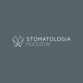 Bardzo nowoczesne, geometryczne logo z literami S i P tworzy minimalistyczny i profesjonalny obraz, który pasuje do gabinetu stomatologicznego.