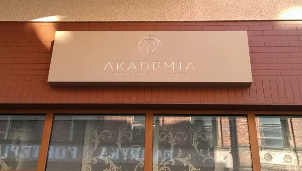 Akademia Zdrowia i Urody  - Reklama zewnętrzna i wewnętrzna