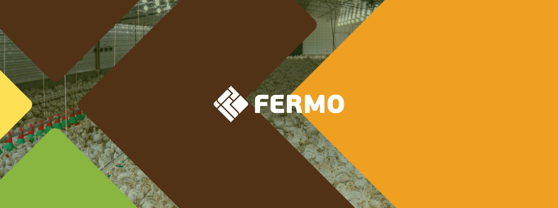 Logo firmy Trazmet Lager Technik na białej elewacji z nowoczesnym, minimalistycznym designem. Czerwone i niebieskie akcenty podkreślają dynamiczny charakter marki.