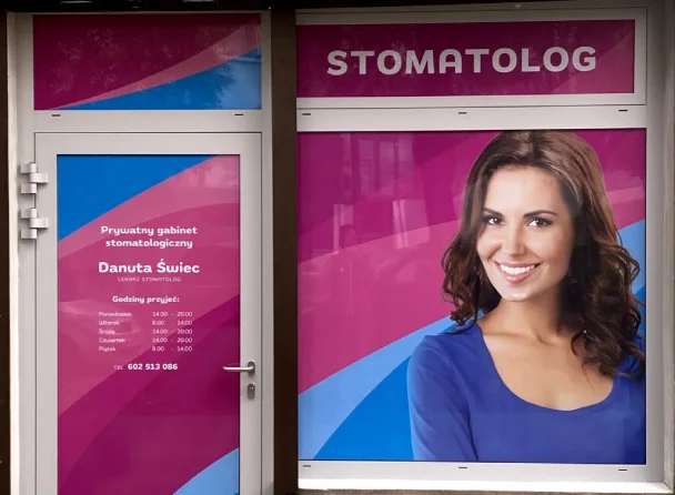 Stomatolog Kalisz - Reklama zewnętrzna i wewnętrzna